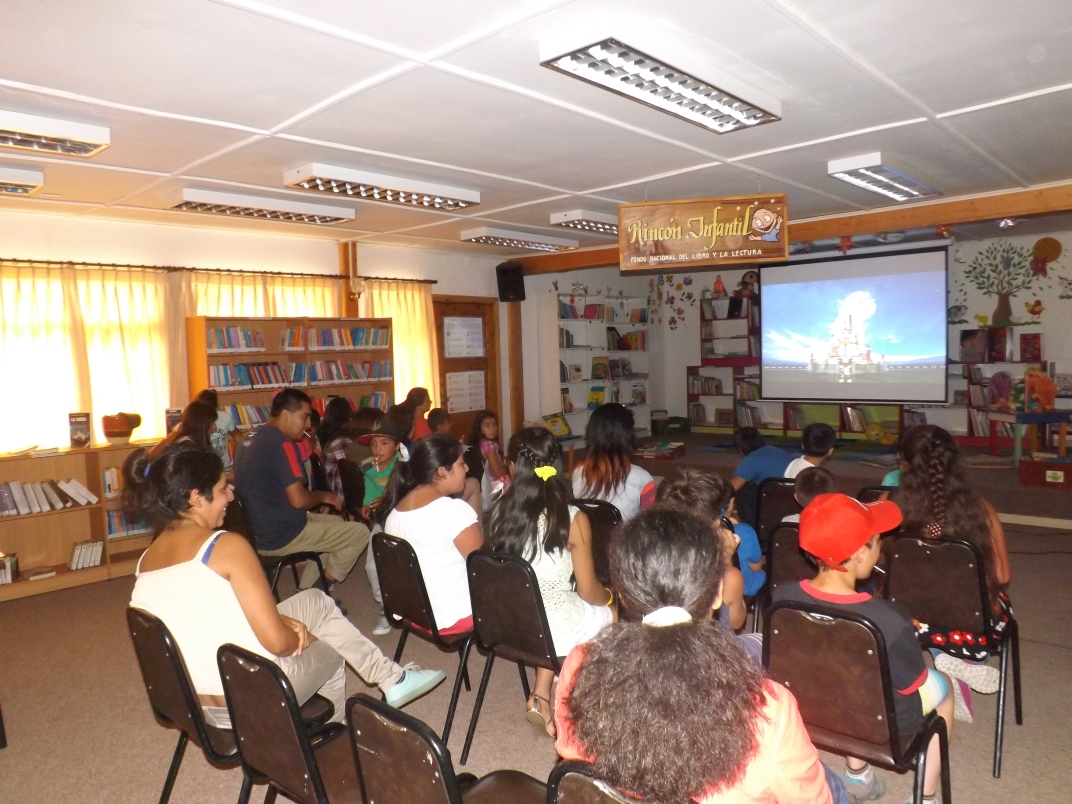 JORNADA DE CINE "BUSCANDO A DORY"