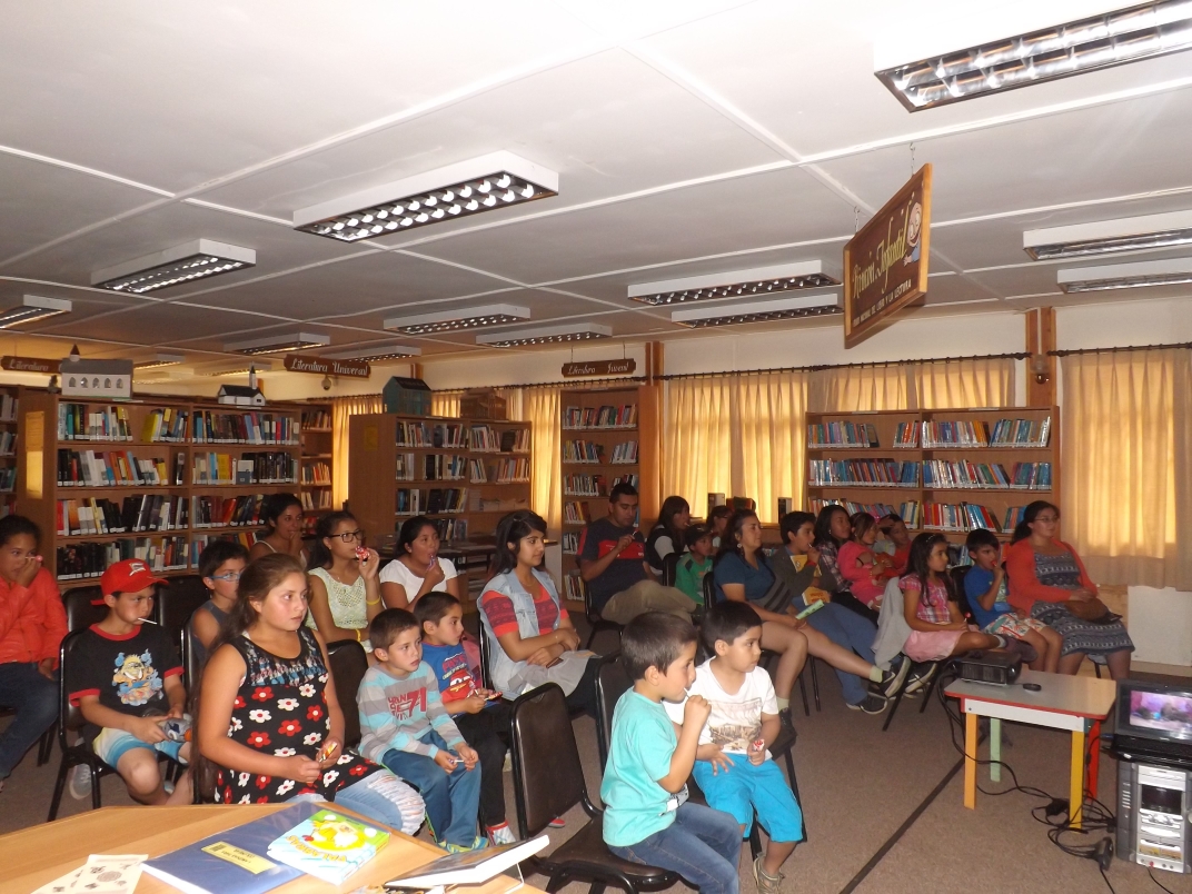 JORNADA DE CINE "BUSCANDO A DORY"